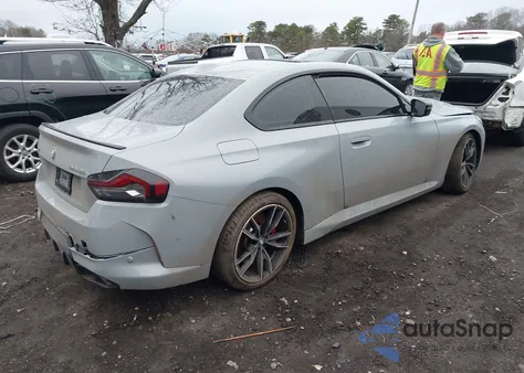 2025 BMW M240 I xDrive z USA, uszkodzony, nr VIN 3MW53CM0XS8F77536